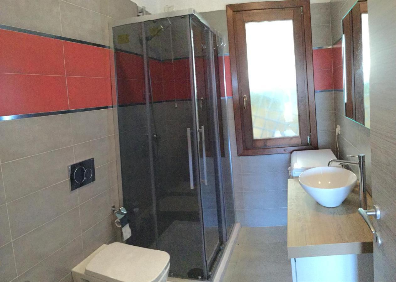 Apartamento A.I.R. Badesi Borgo Di Mare Exterior foto